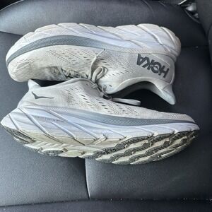 New Hoka Men's Clifton 8 Running Shoe 9.5 (white cloud)